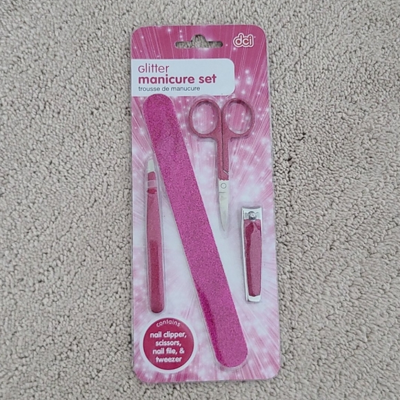 Glitter Manicure Set New In Box! - Picture 1 of 3